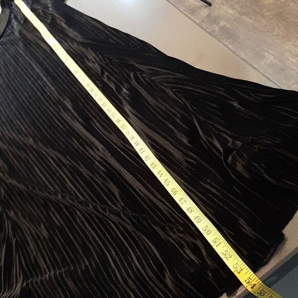 Woman Within Black Velvet Dress - Picture 6 of 9